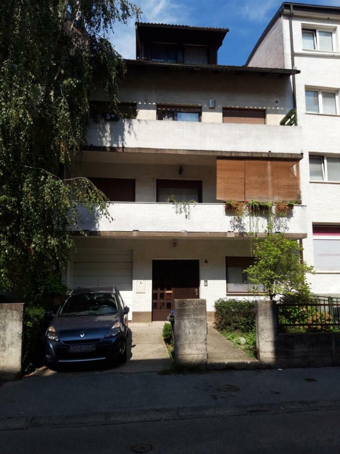 Mohenski * Zagreb